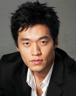 Lee Seo Jin image